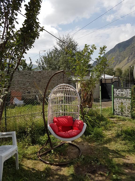 Nino'S Guest House Kazbegi Εξωτερικό φωτογραφία